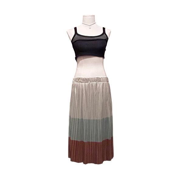 ZARA Color Block Metallic Pleated Skirt, Size Small - Picture 1 of 9